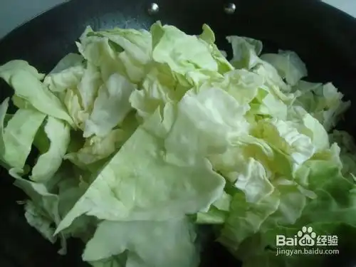 手撕包包菜
