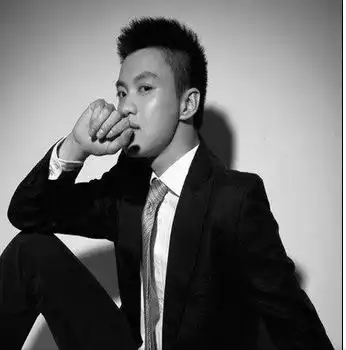 18微胖的男人怎么穿才好看
