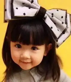 情报站丨那些年表情包里小萝莉都长大了,但是却
