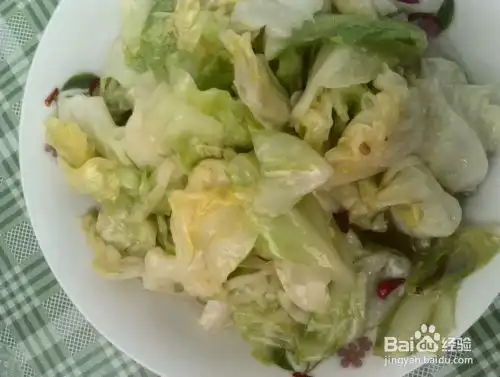 炝炒手撕包包菜
