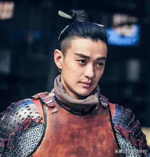 十年龙套无人识,一句加钱天下知,周一围经历了什么
