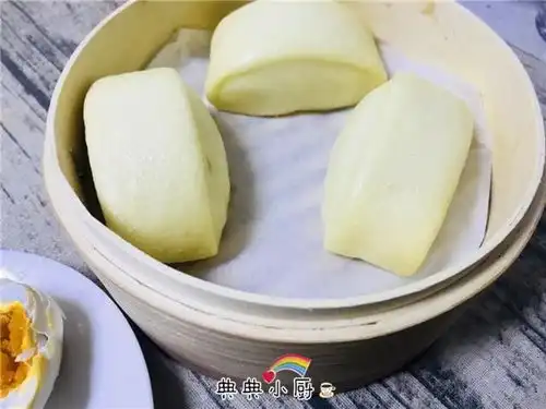 热腾腾的早餐自己做,营养又美味,十分钟就能吃上,关键是好吃美食
