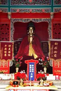 登临泰山而小天下习文化泰山则誓炎黄
