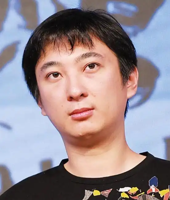 事实证明,消失1年的王思聪,猖狂多年终于碰到硬茬

