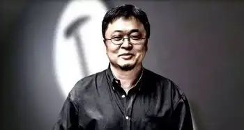 一眼新闻我国保健品行业存在监管空白阿里头上都是包富士康将在印度投资3.56亿美元扩建工厂
