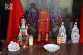 千佛山俯瞰妩媚泉城魅力济南
