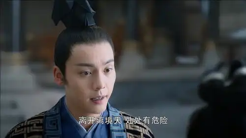 刘诗诗你在想什么,这么萌的表情是怎么做到的,陈伟霆都沉醉其中
