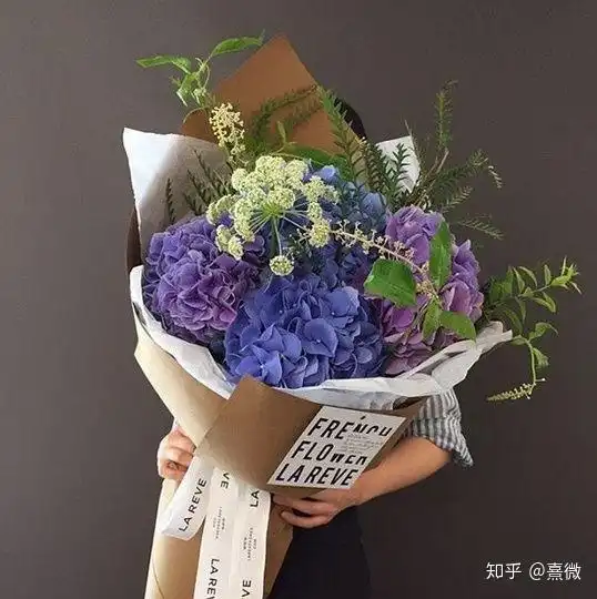 花艺师都在用的花束包装纸色彩搭配,让花束立马高大上花间课堂
