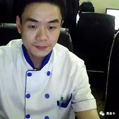 大学生与厨师的真实对比,看完众人都惊呆了
