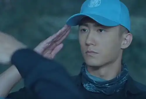 刷了一遍维和防暴队,发现演技不能比较,因为优与劣一目了然
