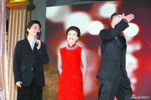 崔永元两年后首次承认周立波婚礼上调侃不得体
