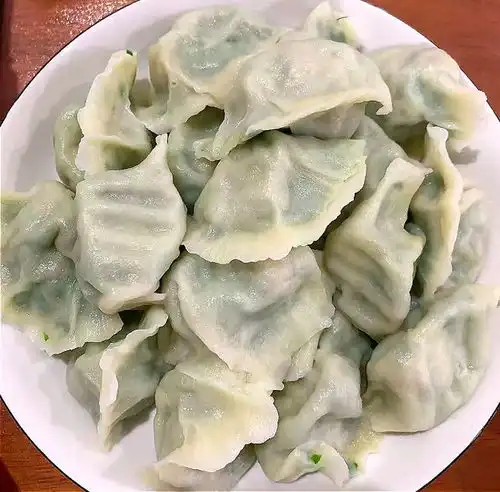 末伏天,这菜使劲吃,一除湿二增免疫三镇静安眠,包饺子真香
