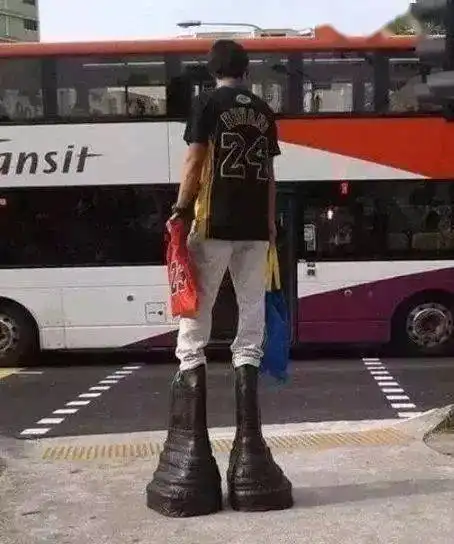 冲击奥斯卡奖的实力...哈哈哈
