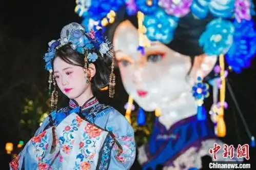 新春走基层中国传统花灯卷新意ip科技惊艳新春
