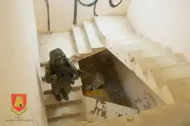 马耳他新兵训练照曝光一水儿使用波兰版ak
